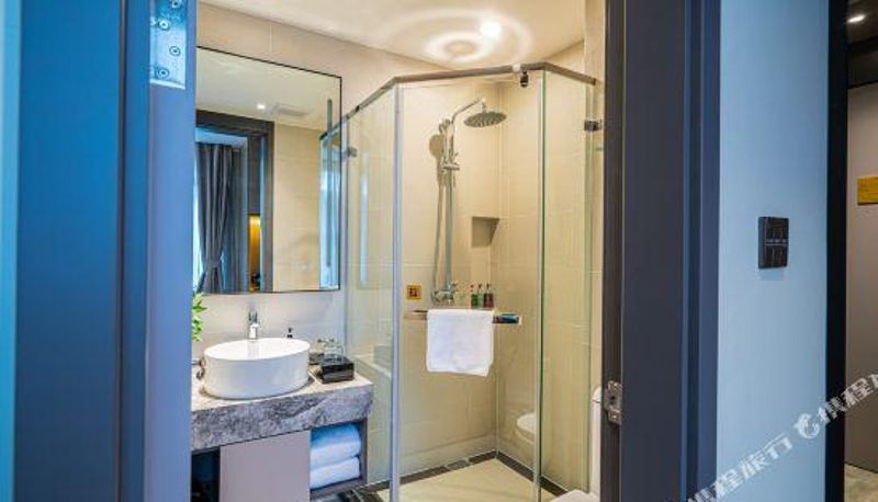 Camera - Home Inn (Shenyang Shenbei Engineering College Wanda Plaza)