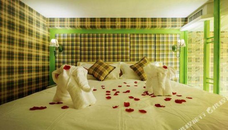 Camera - Shenyang Qiju Art Hotel