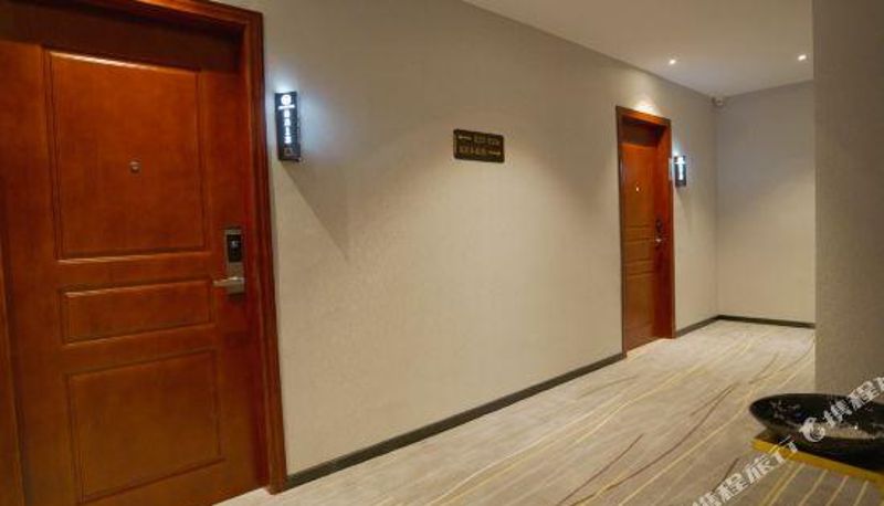 Recepción - THE KINNERTON HOTEL