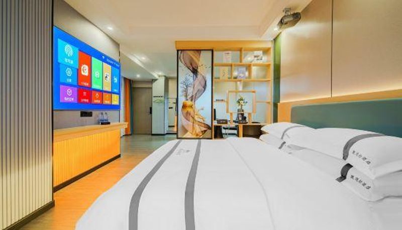 Camera - Luman Light House Room