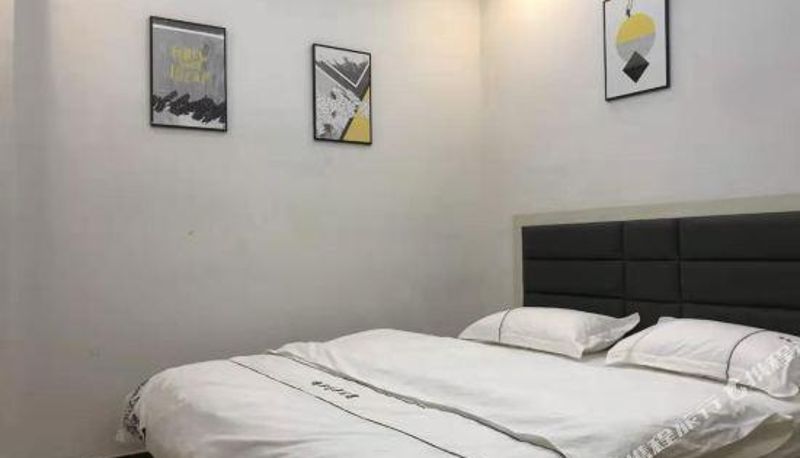 Camera - Shantou Shangpin Youth Business Apartment