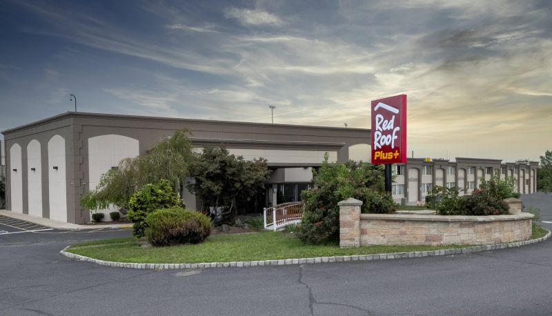 Info - Red Roof PLUS+ Woodbridge - Carteret