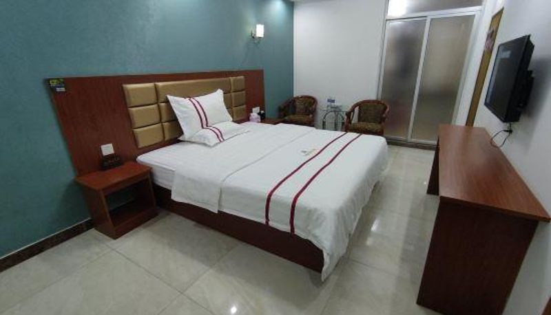 Camera - Shantou Zhonghao Business Apartment