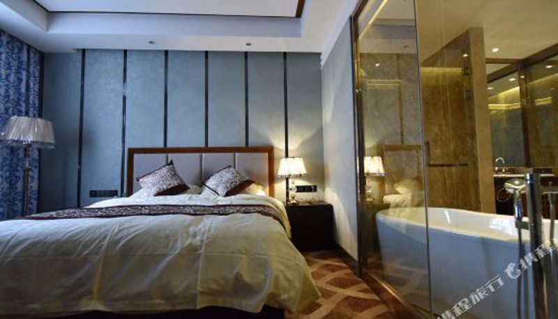 Camera business - Zeyuan Theme Hotel