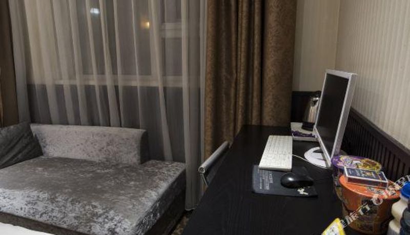 Zimmer - Super 7 Holiday Inn (Sanmenxia Municipal Government Branch)
