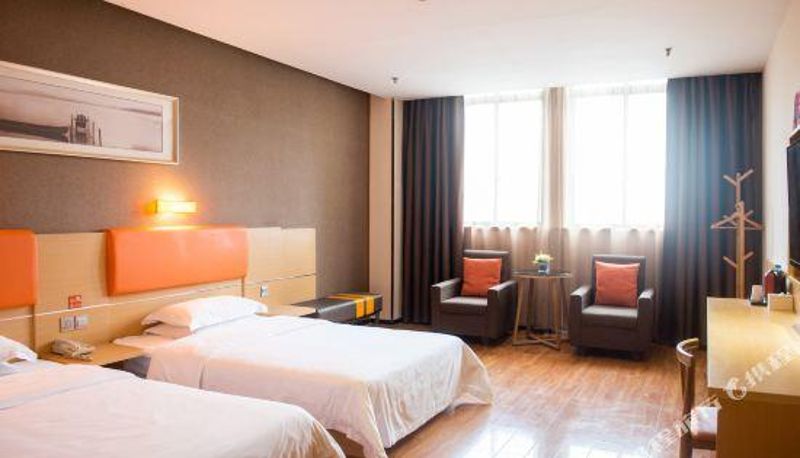 Pokój z widokiem na jezioro - Qitian Hotel (Yingu International)
