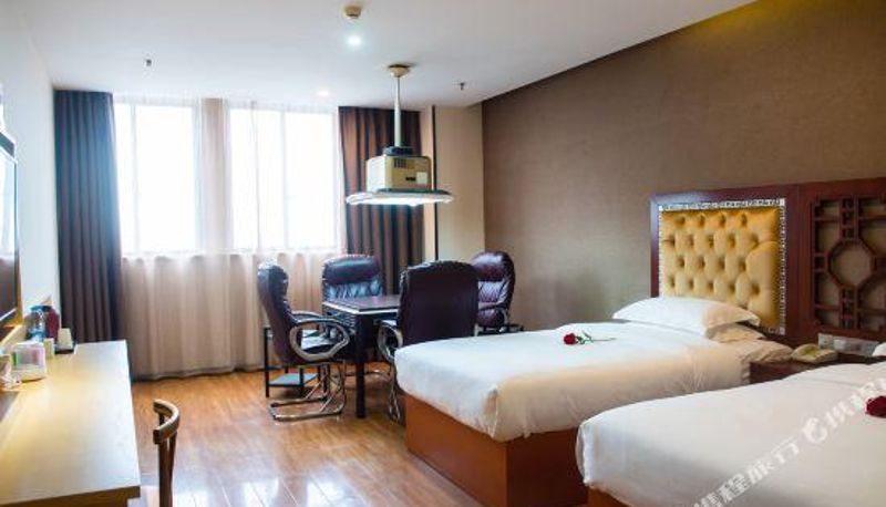 Pokój z widokiem na jezioro - Qitian Hotel (Yingu International)