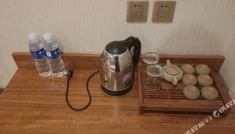 Zimmer - Home Inn Huayi (Shijiazhuang Tanan Road)