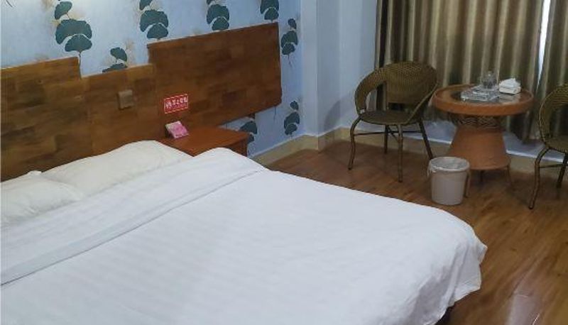 Innenbreich - Ruili Tuju Hotel