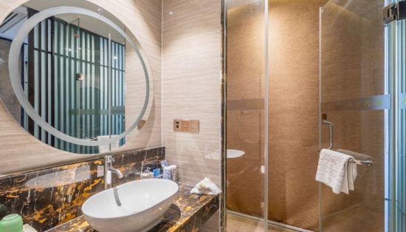 Camera - Yuetu International Hotel