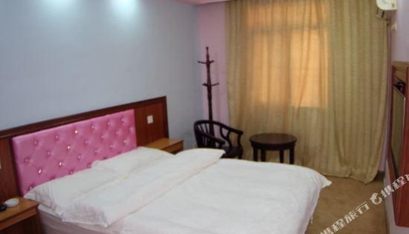 Habitación - Ruili South Hotel