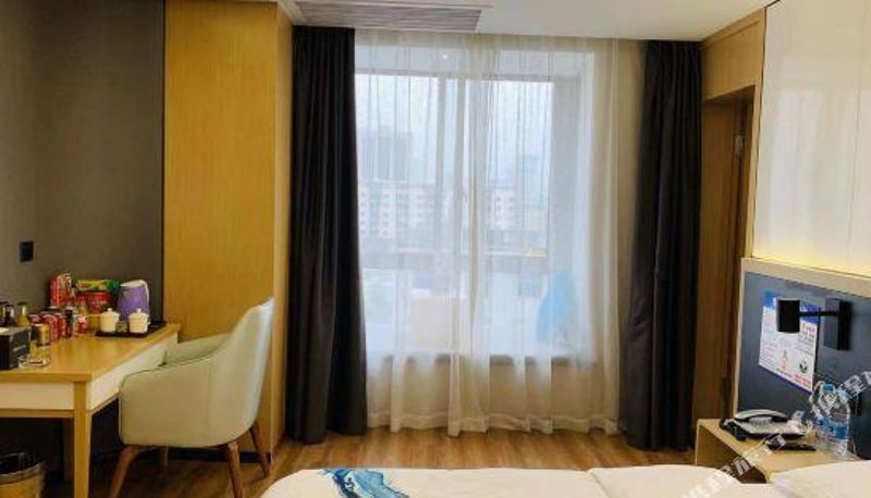 Zimmer - Longjin Business Hotel
