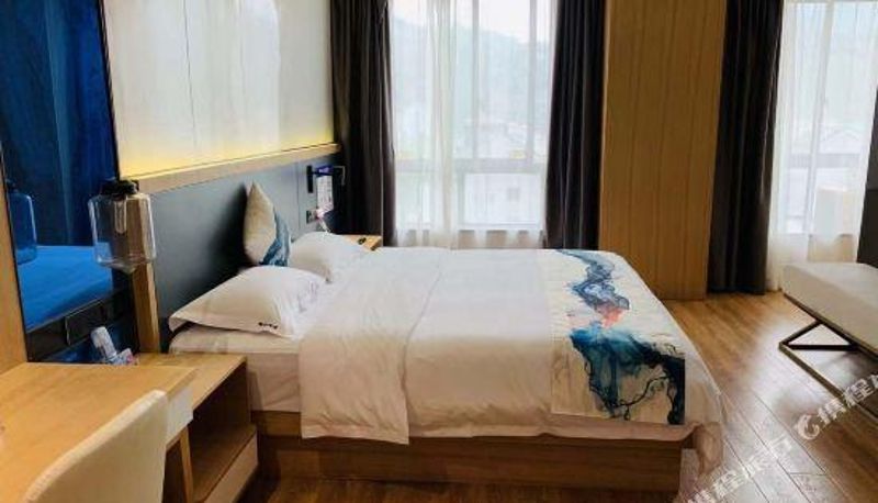 Zimmer - Longjin Business Hotel