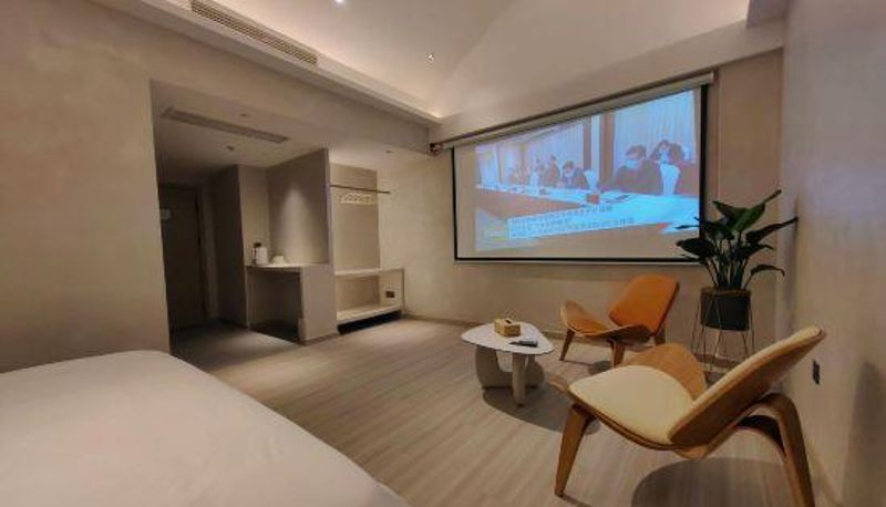 Camera - Midway Hotel (Cangzhou High-speed Railway Station Branch)