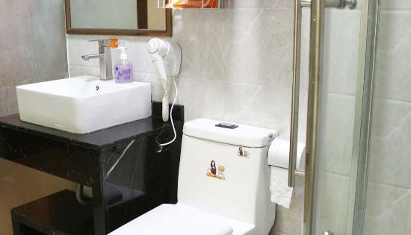Vista interna - A chain hotel (Luojiang Strait Gymnasium Store)