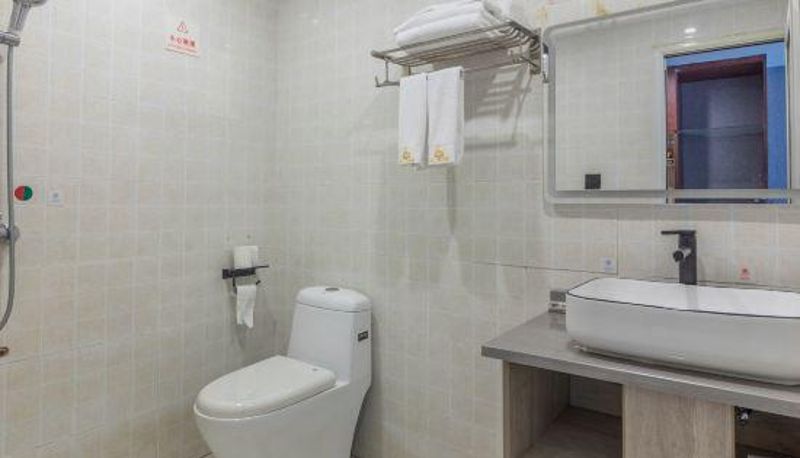 Habitación familiar - Chuang e Jia Wanglong Business Hotel (Quzhou bingang North Road store)