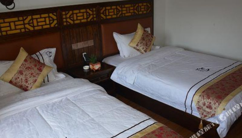 Camera - Hongcun Hongyaxu Boutique Hotel
