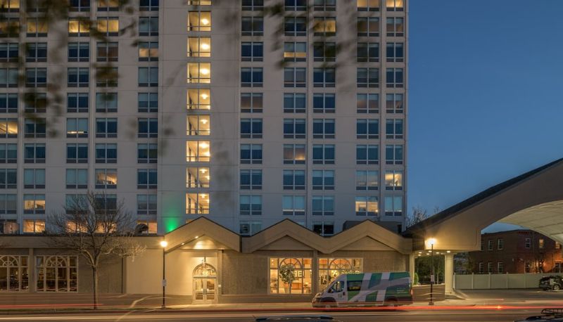 Zona exterior del hotel - Holiday Inn PORTLAND-BY THE BAY by IHG