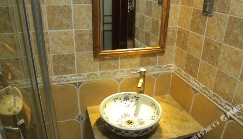 Camera - Hongcun Hongtai Boutique Hotel