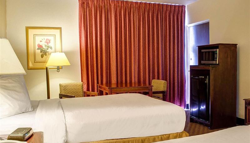Zimmer - Quality Inn Richmond North