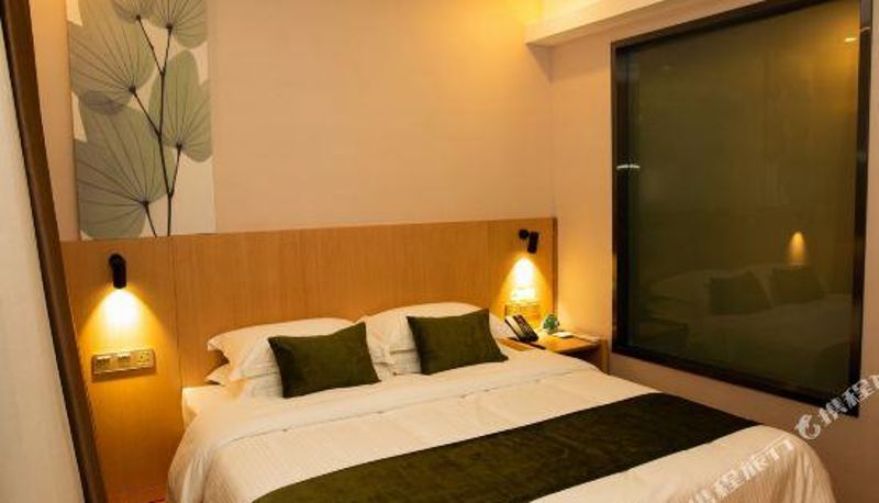 Room - GreenTree Inn Hotel