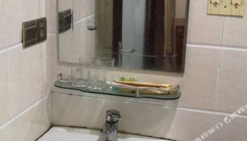 Business-Zimmer - Puning Gengxing Apartment