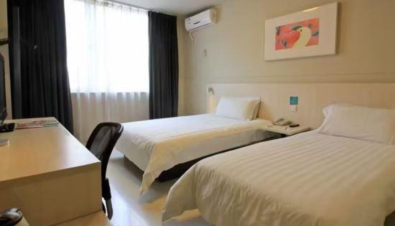 Zimmer - Holiday Inn Huixuan