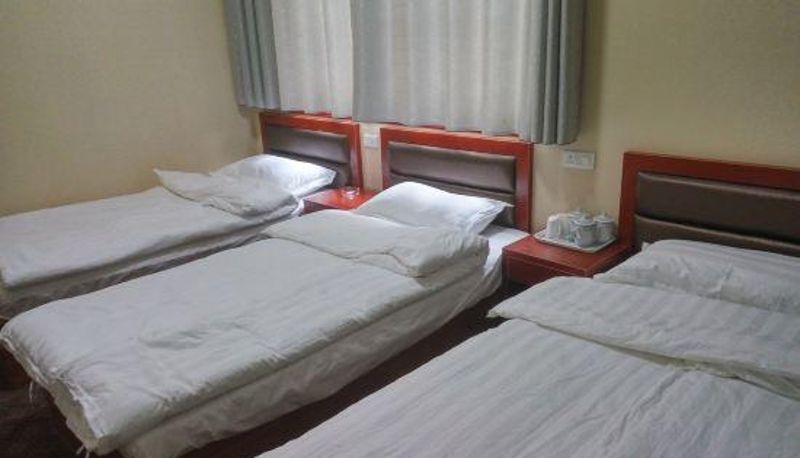 Zimmer - Nanyang Yixin Hotel