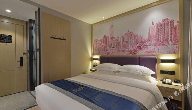 Camera - Yizhe Hotel (Nanning Shizitang Subway Station Store)