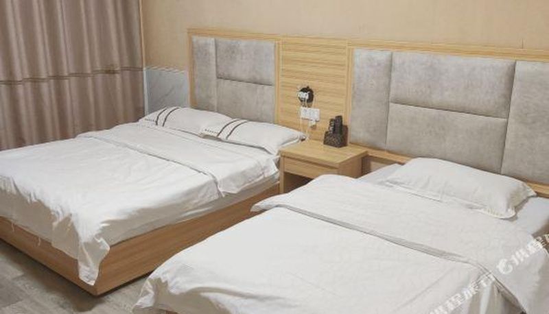 Familienzimmer - Deshan Business Hotel