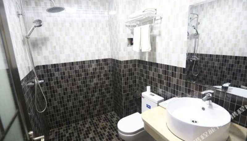 Innenbreich - Deshan Business Hotel