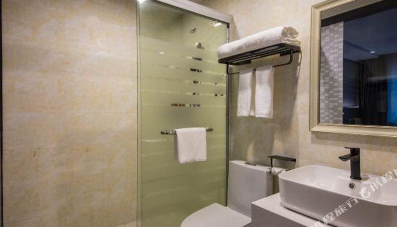 Camera - pomelo Hotel