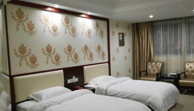 Widok wnętrza - Berman Hotel (Shuitou Shihuang Branch)