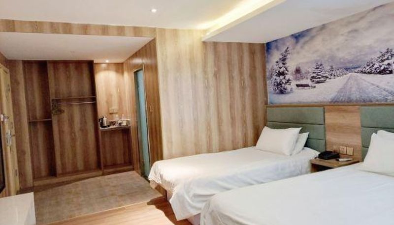 Vista interna - Motel Hotel (Lianyungang Tongguan Road Suning Plaza)