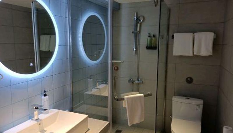 Zimmer - Motel Hotel (Lianyungang Tongguan Road Suning Plaza)