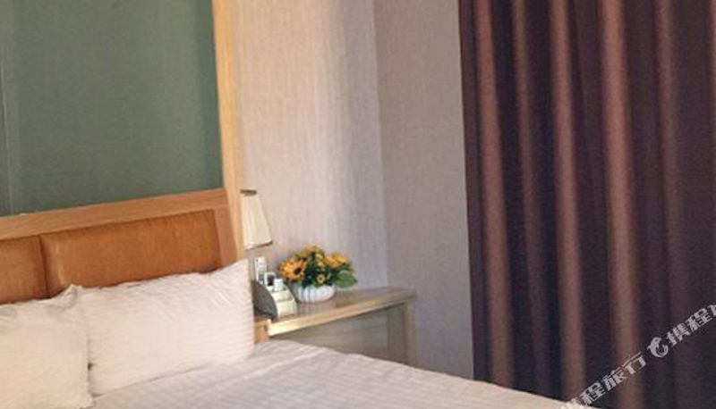 Camera - Luoyang Yihe Hotel