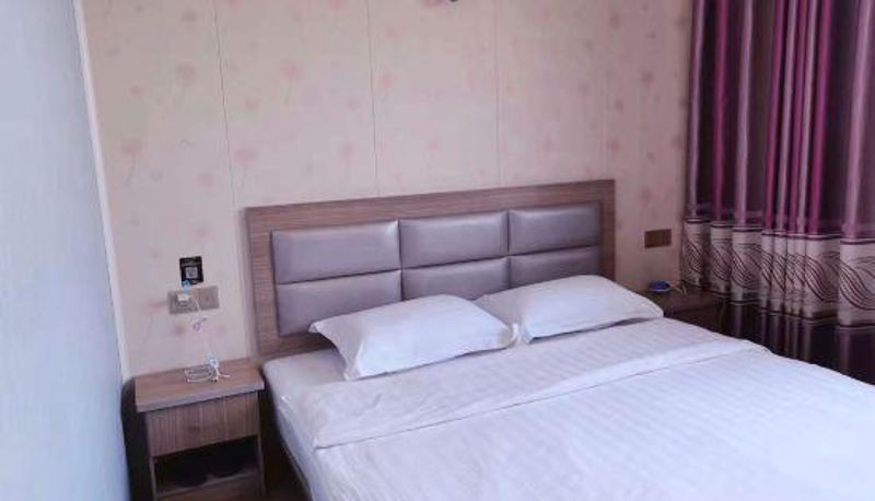 Zimmer - Luoyang Qingya Fashion Hotel