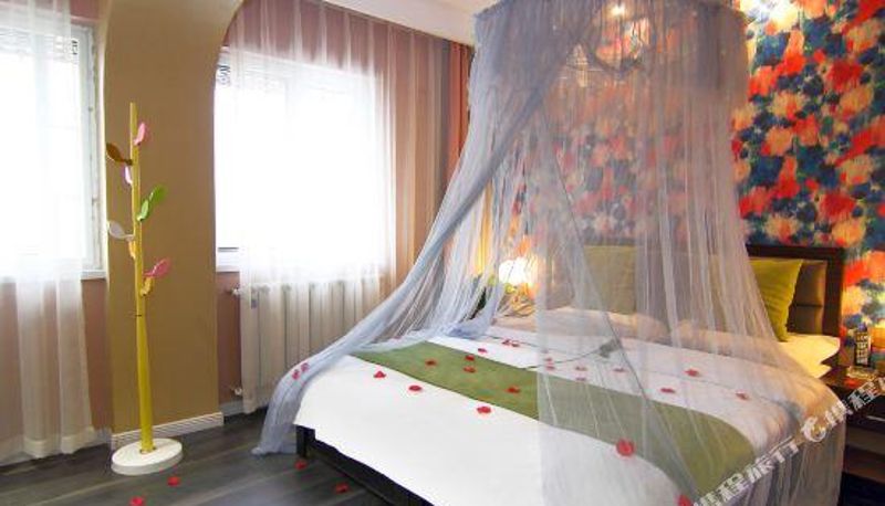 Zimmer - Jiangsheju Shangpin Hotel (Luoyang Longmen Sports Center Branch)