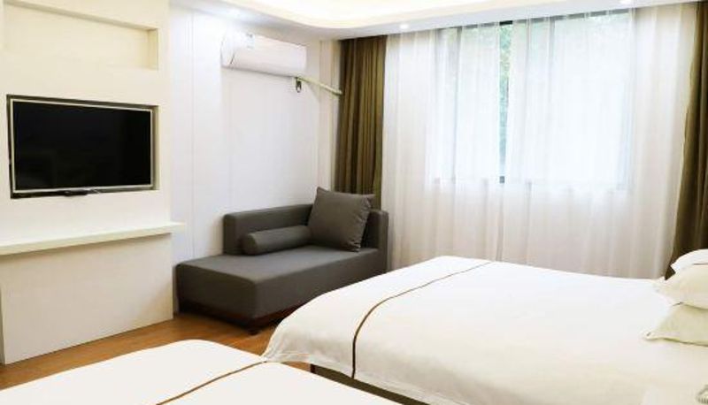 Camera per famiglia - Lishui Yungeyuan Business Hotel