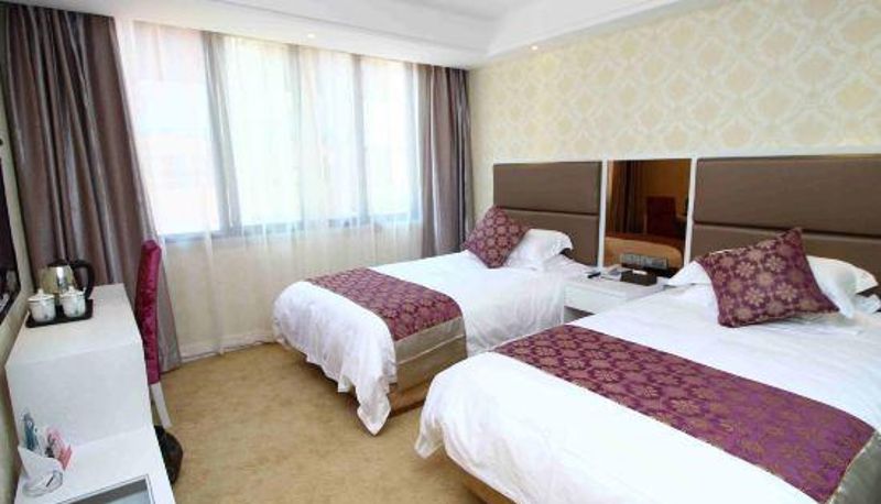 Interior view - Lishui Shuangying Fashion Hotel (Jiangtai International Plaza)