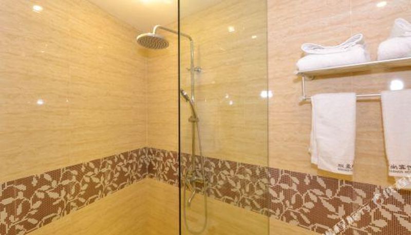 Interior view - Lishui Shuangying Fashion Hotel (Jiangtai International Plaza)