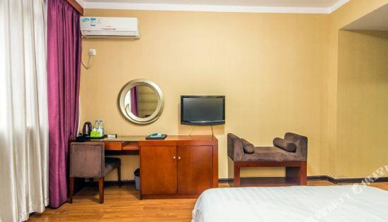 Habitación - Thousands of Fortunes Hotel