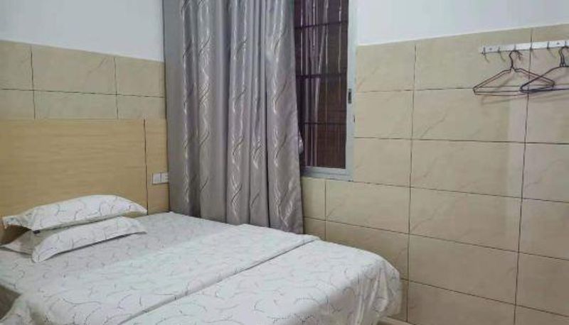 Camera - Luoding Jinyue Business Apartment