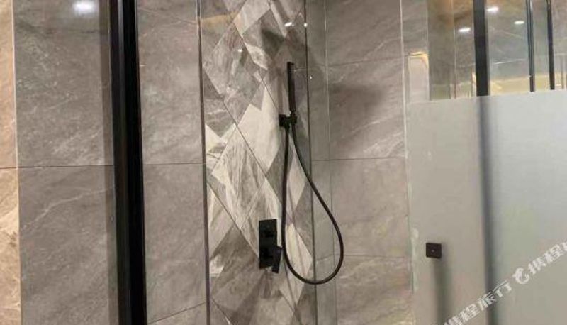 Room - Curvet City Hotel