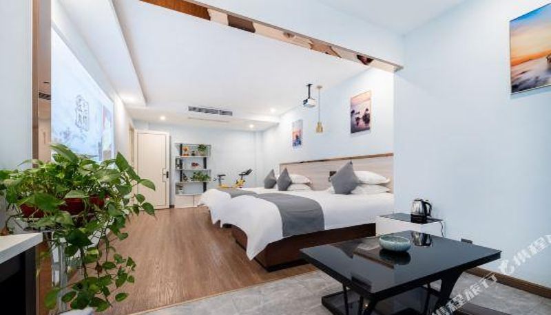 Camera - Shangri Business Hotel (Lishui High-speed Railway Station)