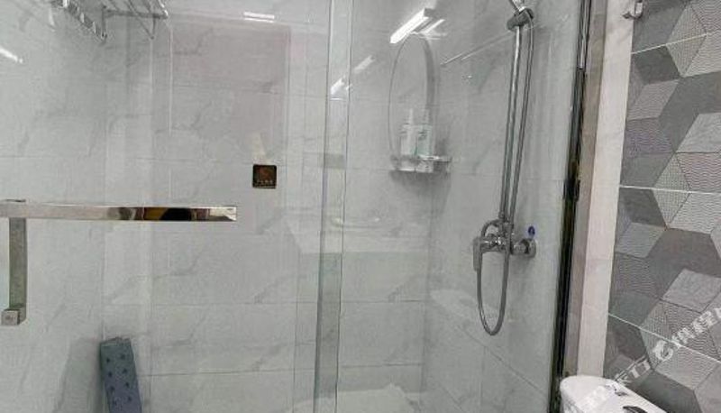 Kamer - Renhe Business Hotel