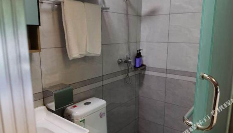 Kamer - Lushan Pinxianlou Hotel