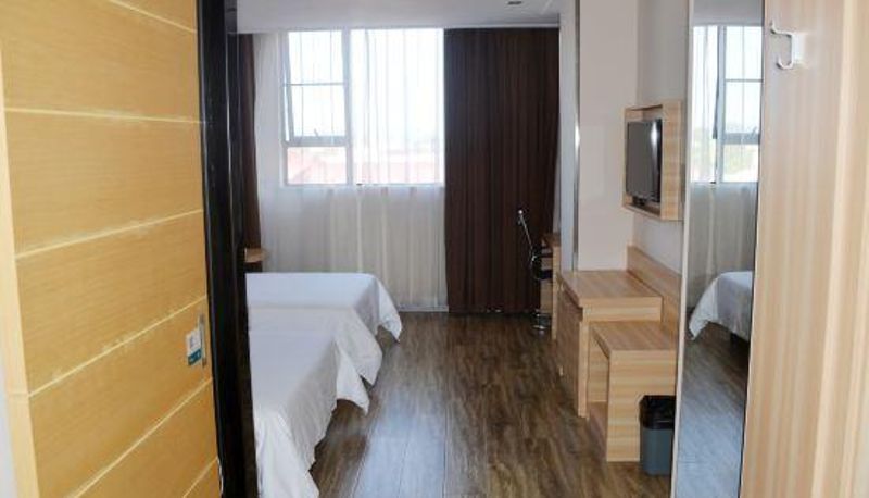 Camera per famiglia - City Comfort Inn (Luoding Kaixuan Plaza)