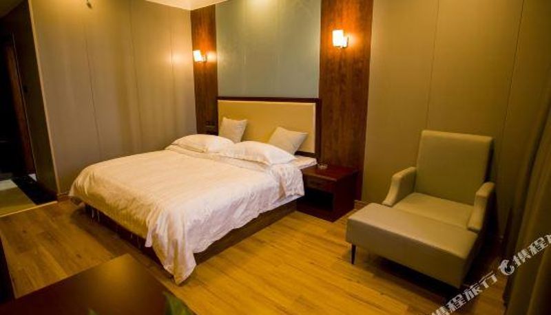 Camera - Kyin  Hotel  of  Korla