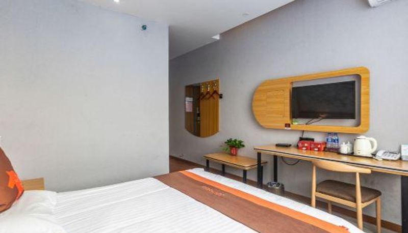 Camera business - Junyi Hotel (Kaifeng Songcheng Road Liyang School)